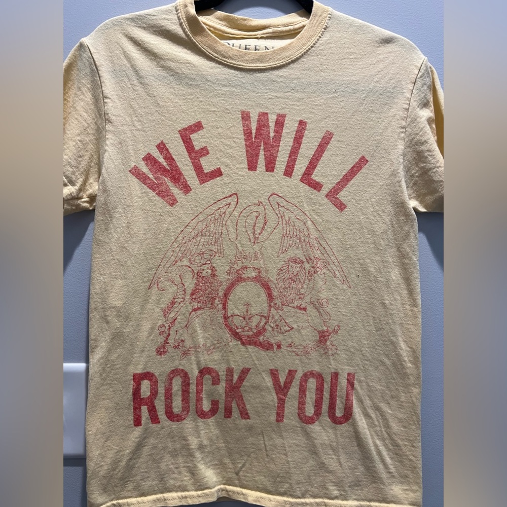 Queen Offical Merch “We Will Rock You” graphic tshirt - pale yellow & red